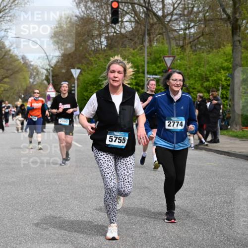 12.04.2026 - 45. Internationalen Wilhelmsburger Insellauf J. Mangold http://msf.ph/oto/9515380 12.04.2026 13:14:56 Ziel 4960, 4418, 5156, 4111, 3306, 3328, 2772, 5348, 4837, 4838, 4669, 2110, 4695, 2815, 2785, 2043, 2118, 5755, 5029, 5755, 5029, 4662, 4663, 4559, 3308, 3881, 3882, 3767, 3765, 4366, 4227, 3232, 2774, 5725, 3770, 2617 meine-sportfotos.de