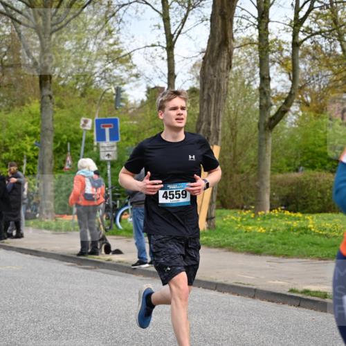 12.04.2026 - 45. Internationalen Wilhelmsburger Insellauf J. Mangold http://msf.ph/oto/9515400 12.04.2026 13:15:06 Ziel 5348, 4837, 4838, 4669, 2110, 4695, 2815, 2785, 2043, 2118, 5755, 5029, 4662, 4663, 4559, 3308, 3881, 3881, 3882, 3767, 3765, 4366, 4227, 3232, 2774, 5725, 3770, 2617, 5453, 4942, 4964, 5675, 4616, 4880, 2832, 3803, 3801 meine-sportfotos.de