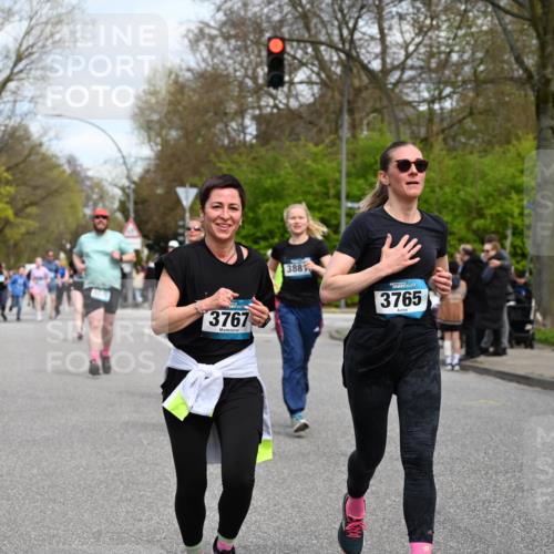 12.04.2026 - 45. Internationalen Wilhelmsburger Insellauf J. Mangold http://msf.ph/oto/9515419 12.04.2026 13:15:09 Ziel 2110, 4695, 2815, 2785, 2043, 2118, 5755, 5029, 4662, 4663, 4559, 3308, 3881, 3882, 3767, 3765, 4366, 4227, 3232, 2774, 5725, 3770, 2617, 5453, 5453, 4942, 4964, 5675, 4616, 4880, 2832, 3803, 3801, 3250 meine-sportfotos.de