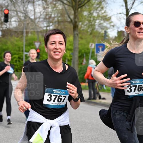 12.04.2026 - 45. Internationalen Wilhelmsburger Insellauf J. Mangold http://msf.ph/oto/9515430 12.04.2026 13:15:10 Ziel 2110, 4695, 2815, 2785, 2043, 2118, 5755, 5029, 4662, 4663, 4559, 3308, 3881, 3882, 3767, 3765, 4366, 4227, 3232, 2774, 5725, 3770, 2617, 5453, 4942, 4964, 5675, 4616, 4880, 2832, 3803, 3801, 3250, 5008 meine-sportfotos.de