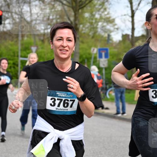 12.04.2026 - 45. Internationalen Wilhelmsburger Insellauf J. Mangold http://msf.ph/oto/9515431 12.04.2026 13:15:10 Ziel 2110, 4695, 2815, 2785, 2043, 2118, 5755, 5029, 4662, 4663, 4559, 3308, 3881, 3882, 3767, 3765, 4366, 4227, 3232, 2774, 5725, 3770, 2617, 5453, 4942, 4964, 5675, 4616, 4880, 2832, 3803, 3801, 3250, 5008 meine-sportfotos.de