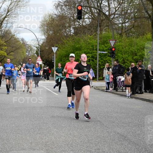 12.04.2026 - 45. Internationalen Wilhelmsburger Insellauf J. Mangold http://msf.ph/oto/9515459 12.04.2026 13:15:14 Ziel 2110, 4695, 2815, 2785, 2043, 2118, 5755, 5029, 4662, 4663, 4559, 3308, 3881, 3882, 3767, 3765, 4366, 4227, 3232, 2774, 5725, 3770, 2617, 5453, 4942, 4964, 5675, 4616, 4880, 2832, 3803, 3801, 3250, 5008, 2853, 3280, 3244, 5292, 4861, 2032, 4731, 2884, 3850 meine-sportfotos.de