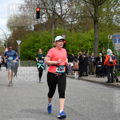 12.04.2026 - 45. Internationalen Wilhelmsburger Insellauf J. Mangold http://msf.ph/oto/9515476 12.04.2026 13:15:17 Ziel 2110, 4695, 2815, 2785, 2043, 2118, 5755, 5029, 4662, 4663, 4559, 3308, 3881, 3882, 3767, 3765, 4366, 4227, 3232, 2774, 5725, 3770, 2617, 5453, 4942, 4964, 5675, 4616, 4880, 2832, 2832, 3803, 3801, 3250, 5008, 2853, 3280, 3244, 5292, 4861, 2032, 4731, 2884, 3850, 4053, 5686 meine-sportfotos.de