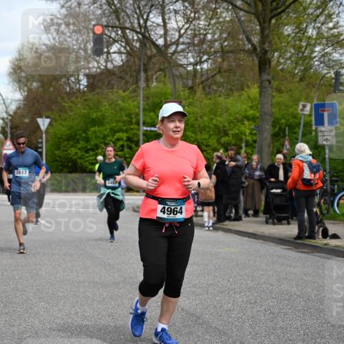 12.04.2026 - 45. Internationalen Wilhelmsburger Insellauf J. Mangold http://msf.ph/oto/9515478 12.04.2026 13:15:17 Ziel 2110, 4695, 2815, 2785, 2043, 2118, 5755, 5029, 4662, 4663, 4559, 3308, 3881, 3882, 3767, 3765, 4366, 4227, 3232, 2774, 5725, 3770, 2617, 5453, 4942, 4964, 5675, 4616, 4880, 2832, 2832, 3803, 3801, 3250, 5008, 2853, 3280, 3244, 5292, 4861, 2032, 4731, 2884, 3850, 4053, 5686 meine-sportfotos.de