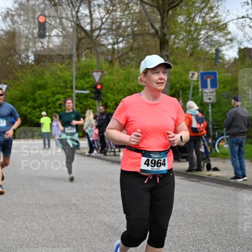 12.04.2026 - 45. Internationalen Wilhelmsburger Insellauf J. Mangold http://msf.ph/oto/9515486 12.04.2026 13:15:18 Ziel 2785, 2043, 2118, 5755, 5029, 4662, 4663, 4559, 3308, 3881, 3882, 3767, 3765, 4366, 4227, 3232, 2774, 5725, 3770, 2617, 5453, 4942, 4964, 5675, 4616, 4880, 2832, 3803, 3801, 3803, 3801, 3250, 5008, 2853, 3280, 3244, 5292, 4861, 2032, 4731, 2884, 3850, 4053, 5686, 4814, 4491 meine-sportfotos.de