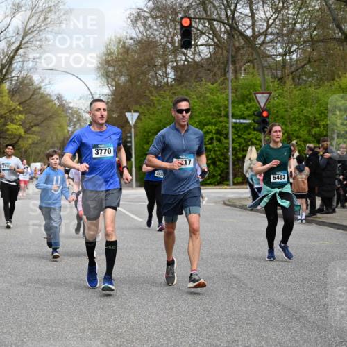 12.04.2026 - 45. Internationalen Wilhelmsburger Insellauf J. Mangold http://msf.ph/oto/9515489 12.04.2026 13:15:19 Ziel 2043, 2118, 5755, 5029, 4662, 4663, 4559, 3308, 3881, 3882, 3767, 3765, 4366, 4227, 3232, 2774, 5725, 3770, 2617, 5453, 4942, 4964, 5675, 4616, 4880, 2832, 3803, 3801, 3250, 5008, 2853, 3280, 3244, 5292, 4861, 2032, 4731, 2884, 3850, 4053, 5686, 4814, 4491 meine-sportfotos.de
