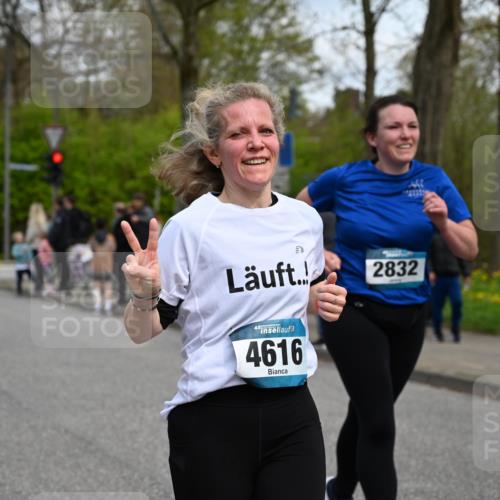 12.04.2026 - 45. Internationalen Wilhelmsburger Insellauf J. Mangold http://msf.ph/oto/9515533 12.04.2026 13:15:24 Ziel 4662, 4663, 4559, 3308, 3881, 3882, 3767, 3765, 4366, 4227, 3232, 2774, 5725, 3770, 2617, 5453, 4942, 4964, 5675, 5675, 4616, 4880, 2832, 3803, 3801, 3250, 5008, 2853, 3280, 3244, 5292, 4861, 3244, 5292, 4861, 2032, 4731, 2884, 3850, 4053, 5686, 4814, 4491, 2681, 5839, 5582 meine-sportfotos.de