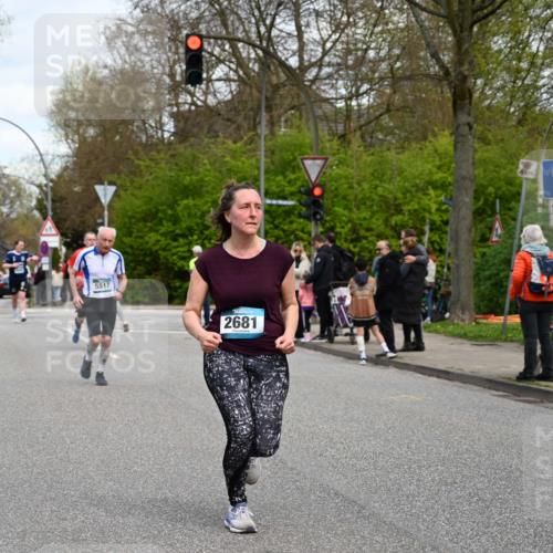 12.04.2026 - 45. Internationalen Wilhelmsburger Insellauf J. Mangold http://msf.ph/oto/9515652 12.04.2026 13:15:42 Ziel 3770, 2617, 5453, 4942, 4964, 5675, 4616, 4880, 2832, 3803, 3801, 3250, 5008, 2853, 3280, 3244, 5292, 4861, 2032, 4731, 2884, 3850, 4053, 5686, 4814, 4491, 4814, 4491, 2681, 5839, 5582, 5666, 3993, 5517, 3710, 3709, 4132, 2849, 4808, 5261, 3220, 4502 meine-sportfotos.de