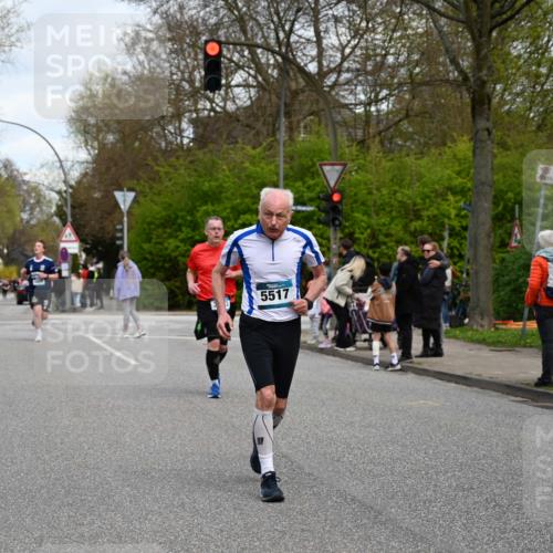 12.04.2026 - 45. Internationalen Wilhelmsburger Insellauf J. Mangold http://msf.ph/oto/9515665 12.04.2026 13:15:45 Ziel 3770, 2617, 5453, 4942, 4964, 5675, 4616, 4880, 2832, 3803, 3801, 3250, 5008, 2853, 3280, 3244, 5292, 4861, 2032, 4731, 2884, 3850, 4053, 5686, 4814, 4491, 2681, 5839, 5582, 5666, 3993, 5517, 3710, 3709, 4132, 2849, 4808, 5261, 3220, 4502, 3897 meine-sportfotos.de
