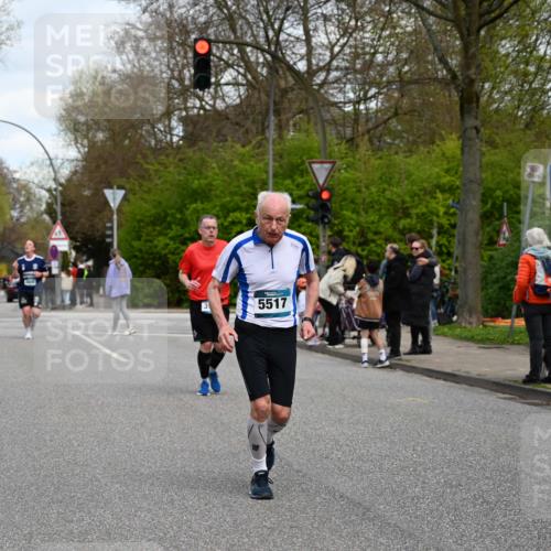 12.04.2026 - 45. Internationalen Wilhelmsburger Insellauf J. Mangold http://msf.ph/oto/9515666 12.04.2026 13:15:45 Ziel 3770, 2617, 5453, 4942, 4964, 5675, 4616, 4880, 2832, 3803, 3801, 3250, 5008, 2853, 3280, 3244, 5292, 4861, 2032, 4731, 2884, 3850, 4053, 5686, 4814, 4491, 2681, 5839, 5582, 5666, 3993, 5517, 3710, 3709, 4132, 2849, 4808, 5261, 3220, 4502, 3897 meine-sportfotos.de