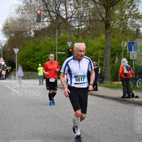 12.04.2026 - 45. Internationalen Wilhelmsburger Insellauf J. Mangold http://msf.ph/oto/9515674 12.04.2026 13:15:45 Ziel 3770, 2617, 5453, 4942, 4964, 5675, 4616, 4880, 2832, 3803, 3801, 3250, 5008, 2853, 3280, 3244, 5292, 4861, 2032, 4731, 2884, 3850, 4053, 5686, 4814, 4491, 2681, 5839, 5582, 5666, 3993, 5517, 3710, 3709, 4132, 2849, 4808, 5261, 3220, 4502, 3897 meine-sportfotos.de
