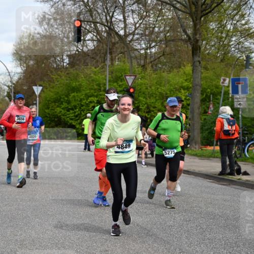 12.04.2026 - 45. Internationalen Wilhelmsburger Insellauf J. Mangold http://msf.ph/oto/9515705 12.04.2026 13:16:09 Ziel 2681, 5839, 5582, 5666, 3993, 5517, 3710, 3709, 4132, 2849, 4808, 5261, 3220, 4502, 3897, 3245, 4849, 3195, 5275, 5269, 4820, 4926, 3656, 4312, 4312, 5404, 3704, 3846 meine-sportfotos.de