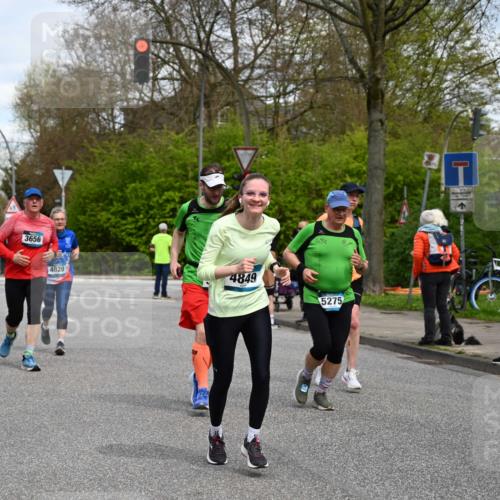 12.04.2026 - 45. Internationalen Wilhelmsburger Insellauf J. Mangold http://msf.ph/oto/9515706 12.04.2026 13:16:09 Ziel 2681, 5839, 5582, 5666, 3993, 5517, 3710, 3709, 4132, 2849, 4808, 5261, 3220, 4502, 3897, 3245, 4849, 3195, 5275, 5269, 4820, 4926, 3656, 4312, 4312, 5404, 3704, 3846 meine-sportfotos.de