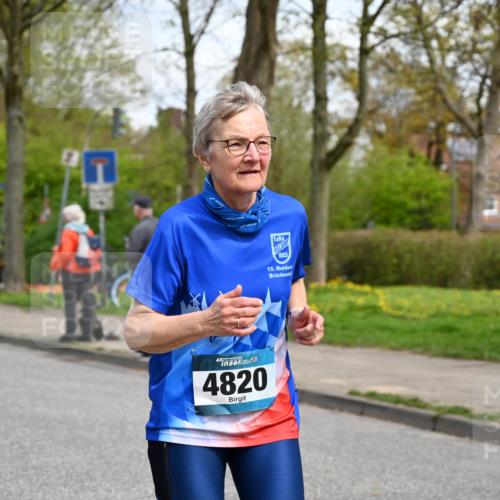 12.04.2026 - 45. Internationalen Wilhelmsburger Insellauf J. Mangold http://msf.ph/oto/9515743 12.04.2026 13:16:14 Ziel 5666, 3993, 5517, 3710, 3709, 4132, 2849, 4808, 5261, 3220, 4502, 3897, 3245, 4849, 3195, 5275, 5269, 4820, 4926, 4820, 4926, 3656, 4312, 5404, 3704, 3846, 2316 meine-sportfotos.de