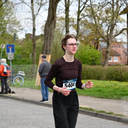 12.04.2026 - 45. Internationalen Wilhelmsburger Insellauf J. Mangold http://msf.ph/oto/9515772 12.04.2026 13:16:27 Ziel 2849, 4808, 5261, 3220, 4502, 3897, 3245, 4849, 3195, 5275, 5269, 4820, 4926, 3656, 4312, 5404, 3704, 3846, 2316, 5487, 3040, 4752, 3886, 3097, 2942, 3575 meine-sportfotos.de
