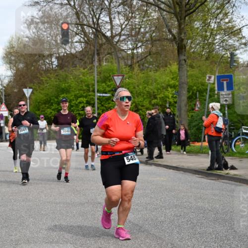 12.04.2026 - 45. Internationalen Wilhelmsburger Insellauf J. Mangold http://msf.ph/oto/9515843 12.04.2026 13:16:40 Ziel 3656, 4312, 5404, 3704, 3846, 2316, 5487, 3040, 4752, 3886, 3097, 2942, 3575, 2670, 3061, 3281, 4315, 4867, 4868, 4130, 4129, 2609, 2610 meine-sportfotos.de