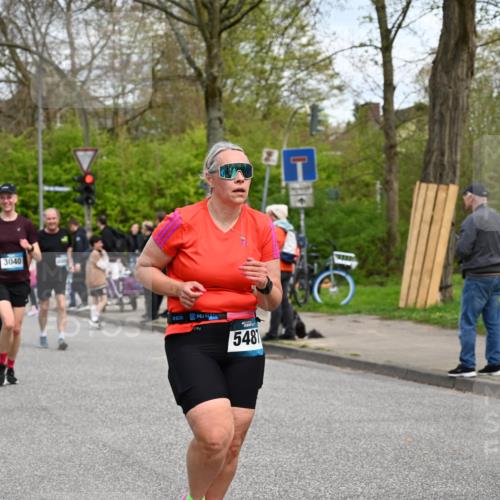 12.04.2026 - 45. Internationalen Wilhelmsburger Insellauf J. Mangold http://msf.ph/oto/9515852 12.04.2026 13:16:41 Ziel 3656, 4312, 5404, 3704, 3846, 2316, 5487, 3040, 4752, 3886, 3097, 2942, 3575, 2670, 3061, 3281, 4315, 4867, 4868, 4130, 4129, 2609, 2610, 2571 meine-sportfotos.de