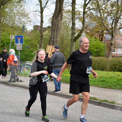 12.04.2026 - 45. Internationalen Wilhelmsburger Insellauf J. Mangold http://msf.ph/oto/9515886 12.04.2026 13:16:47 Ziel 5404, 3704, 3846, 2316, 5487, 3040, 4752, 3886, 3886, 3097, 2942, 3575, 2670, 3061, 3281, 3281, 4315, 4867, 4868, 4130, 4129, 2609, 2610, 2571, 5001, 5532, 4392, 4642 meine-sportfotos.de