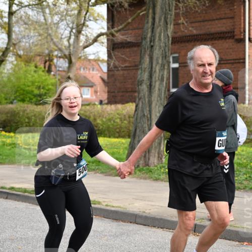 12.04.2026 - 45. Internationalen Wilhelmsburger Insellauf J. Mangold http://msf.ph/oto/9515900 12.04.2026 13:16:48 Ziel 5404, 3704, 3846, 2316, 5487, 3040, 4752, 3886, 3097, 2942, 3097, 2942, 3575, 2670, 3061, 3281, 4315, 4315, 4867, 4868, 4130, 4129, 2609, 2610, 2571, 5001, 5532, 4392, 4642, 4957 meine-sportfotos.de