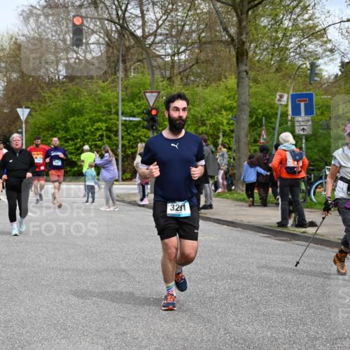 12.04.2026 - 45. Internationalen Wilhelmsburger Insellauf J. Mangold http://msf.ph/oto/9515938 12.04.2026 13:16:54 Ziel 3846, 2316, 5487, 3040, 4752, 3886, 3097, 2942, 3575, 2670, 3061, 3281, 4315, 4867, 4868, 4130, 4129, 2609, 2610, 2571, 5001, 5001, 5532, 4392, 4642, 4957, 3900, 5759, 2030, 3199, 3453 meine-sportfotos.de
