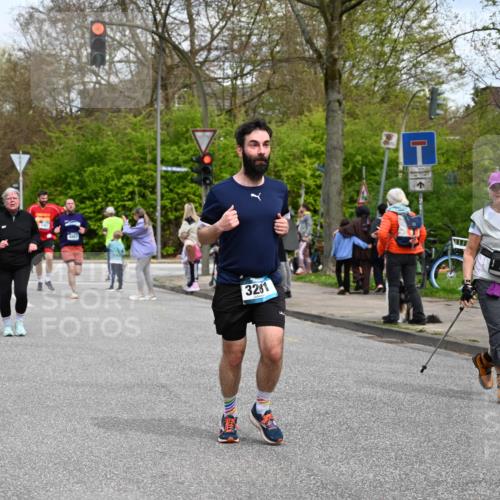 12.04.2026 - 45. Internationalen Wilhelmsburger Insellauf J. Mangold http://msf.ph/oto/9515939 12.04.2026 13:16:54 Ziel 3846, 2316, 5487, 3040, 4752, 3886, 3097, 2942, 3575, 2670, 3061, 3281, 4315, 4867, 4868, 4130, 4129, 2609, 2610, 2571, 5001, 5001, 5532, 4392, 4642, 4957, 3900, 5759, 2030, 3199, 3453 meine-sportfotos.de