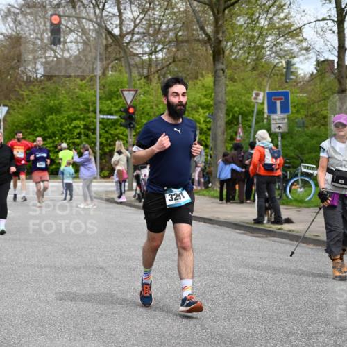 12.04.2026 - 45. Internationalen Wilhelmsburger Insellauf J. Mangold http://msf.ph/oto/9515940 12.04.2026 13:16:54 Ziel 3846, 2316, 5487, 3040, 4752, 3886, 3097, 2942, 3575, 2670, 3061, 3281, 4315, 4867, 4868, 4130, 4129, 2609, 2610, 2571, 5001, 5001, 5532, 4392, 4642, 4957, 3900, 5759, 2030, 3199, 3453 meine-sportfotos.de