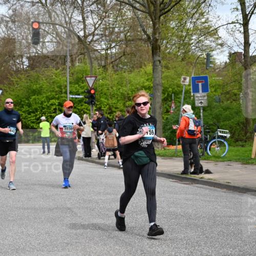 12.04.2026 - 45. Internationalen Wilhelmsburger Insellauf J. Mangold http://msf.ph/oto/9516008 12.04.2026 13:17:13 Ziel 3097, 2942, 3575, 2670, 3061, 3281, 4315, 4867, 4868, 4130, 4129, 2609, 2610, 2571, 5001, 5532, 4392, 4642, 4957, 3900, 3900, 5759, 2030, 3199, 3453, 3455, 4194, 5717, 4804, 4804, 3604, 2125, 2520, 5204, 3272, 4690, 3252, 4697, 2903 meine-sportfotos.de