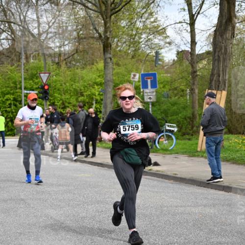 12.04.2026 - 45. Internationalen Wilhelmsburger Insellauf J. Mangold http://msf.ph/oto/9516013 12.04.2026 13:17:13 Ziel 3097, 2942, 3575, 2670, 3061, 3281, 4315, 4867, 4868, 4130, 4129, 2609, 2610, 2571, 5001, 5532, 4392, 4642, 4957, 3900, 3900, 5759, 2030, 3199, 3453, 3455, 4194, 5717, 4804, 4804, 3604, 2125, 2520, 5204, 3272, 4690, 3252, 4697, 2903 meine-sportfotos.de
