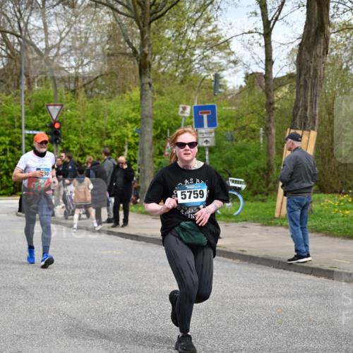 12.04.2026 - 45. Internationalen Wilhelmsburger Insellauf J. Mangold http://msf.ph/oto/9516014 12.04.2026 13:17:13 Ziel 3097, 2942, 3575, 2670, 3061, 3281, 4315, 4867, 4868, 4130, 4129, 2609, 2610, 2571, 5001, 5532, 4392, 4642, 4957, 3900, 3900, 5759, 2030, 3199, 3453, 3455, 4194, 5717, 4804, 4804, 3604, 2125, 2520, 5204, 3272, 4690, 3252, 4697, 2903 meine-sportfotos.de