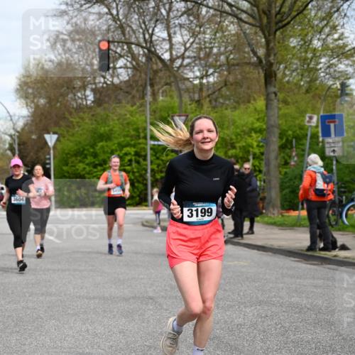 12.04.2026 - 45. Internationalen Wilhelmsburger Insellauf J. Mangold http://msf.ph/oto/9516038 12.04.2026 13:17:17 Ziel 2670, 3061, 3281, 4315, 4867, 4868, 4130, 4129, 2609, 2610, 2571, 5001, 5532, 4392, 4642, 4957, 3900, 5759, 2030, 3199, 3453, 3455, 4194, 5717, 4804, 3604, 2125, 2520, 5204, 3272, 4690, 3252, 4697, 2903, 4104, 5465, 4998 meine-sportfotos.de