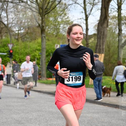 12.04.2026 - 45. Internationalen Wilhelmsburger Insellauf J. Mangold http://msf.ph/oto/9516048 12.04.2026 13:17:18 Ziel 2670, 3061, 3281, 4315, 4867, 4868, 4130, 4129, 2609, 2610, 2571, 5001, 5532, 4392, 4642, 4957, 3900, 5759, 2030, 3199, 3453, 2030, 3199, 3453, 3455, 4194, 5717, 4804, 3604, 2125, 2520, 5204, 3272, 4690, 3252, 4697, 2903, 4104, 5465, 4998, 5332 meine-sportfotos.de