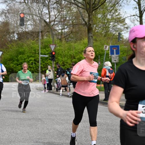 12.04.2026 - 45. Internationalen Wilhelmsburger Insellauf J. Mangold http://msf.ph/oto/9516070 12.04.2026 13:17:22 Ziel 2670, 3061, 3281, 4315, 4867, 4868, 4130, 4129, 2609, 2610, 2571, 5001, 5532, 4392, 4642, 4957, 3900, 5759, 2030, 3199, 3453, 3455, 4194, 5717, 4804, 3604, 2125, 2520, 5204, 3272, 4690, 3272, 4690, 3252, 4697, 2903, 4104, 5465, 4998, 5332, 4203, 4202, 5836, 2759 meine-sportfotos.de