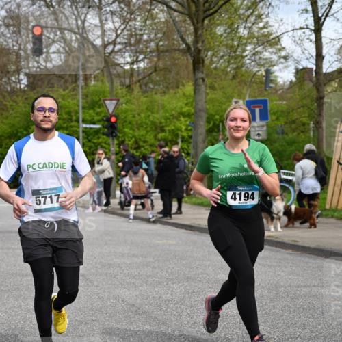 12.04.2026 - 45. Internationalen Wilhelmsburger Insellauf J. Mangold http://msf.ph/oto/9516089 12.04.2026 13:17:24 Ziel 3281, 4315, 4867, 4868, 4130, 4129, 2609, 2610, 2571, 5001, 5532, 4392, 4642, 4957, 3900, 5759, 2030, 3199, 3453, 3455, 4194, 5717, 5717, 4804, 3604, 2125, 2520, 5204, 3272, 4690, 3252, 4697, 2903, 4104, 5465, 4998, 5332, 4203, 4202, 5836, 2759 meine-sportfotos.de