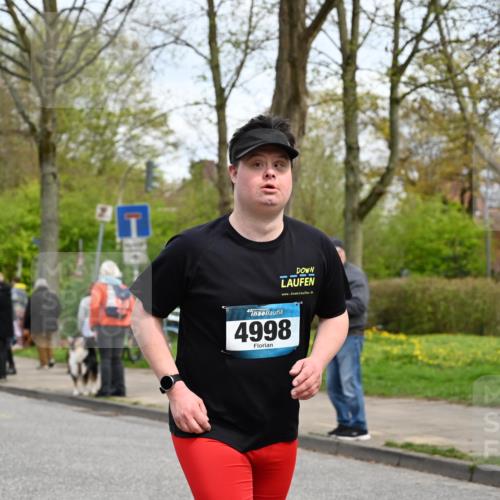 12.04.2026 - 45. Internationalen Wilhelmsburger Insellauf J. Mangold http://msf.ph/oto/9516137 12.04.2026 13:17:31 Ziel 5001, 5532, 4392, 4642, 4957, 3900, 5759, 2030, 3199, 3453, 3455, 4194, 5717, 4804, 3604, 2125, 2520, 5204, 3272, 4690, 3252, 4697, 2903, 4104, 5465, 4998, 5332, 4203, 4202, 5836, 2759, 4487, 2833, 3879 meine-sportfotos.de