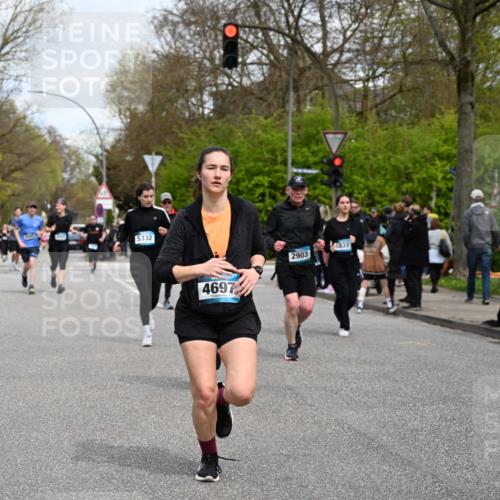 12.04.2026 - 45. Internationalen Wilhelmsburger Insellauf J. Mangold http://msf.ph/oto/9516163 12.04.2026 13:17:36 Ziel 4957, 3900, 5759, 2030, 3199, 3453, 3455, 4194, 5717, 4804, 3604, 2125, 2520, 5204, 3272, 4690, 3252, 4697, 2903, 4104, 5465, 4998, 5332, 4203, 4202, 5836, 2759, 4487, 2833, 3879, 3630, 5714, 4213 meine-sportfotos.de