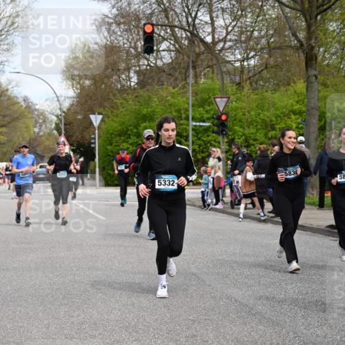 12.04.2026 - 45. Internationalen Wilhelmsburger Insellauf J. Mangold http://msf.ph/oto/9516177 12.04.2026 13:17:39 Ziel 5759, 2030, 3199, 3453, 3455, 4194, 5717, 4804, 3604, 2125, 2520, 5204, 3272, 4690, 3252, 4697, 2903, 4104, 4104, 5465, 4998, 5332, 4203, 4202, 5836, 2759, 4487, 2833, 2833, 3879, 3630, 5714, 4213, 2516, 2517, 4031, 3694 meine-sportfotos.de