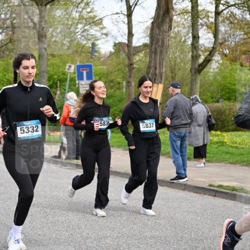 12.04.2026 - 45. Internationalen Wilhelmsburger Insellauf J. Mangold http://msf.ph/oto/9516185 12.04.2026 13:17:40 Ziel 5759, 2030, 3199, 3453, 3455, 4194, 5717, 4804, 3604, 2125, 2520, 5204, 3272, 4690, 3252, 4697, 2903, 4104, 5465, 4998, 5465, 4998, 5332, 4203, 4202, 5836, 2759, 4487, 2833, 3879, 3630, 5714, 4213, 2516, 2517, 4031, 3694 meine-sportfotos.de