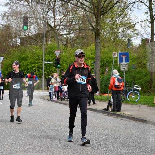 12.04.2026 - 45. Internationalen Wilhelmsburger Insellauf J. Mangold http://msf.ph/oto/9516195 12.04.2026 13:17:41 Ziel 2030, 3199, 3453, 3455, 4194, 5717, 4804, 3604, 2125, 2520, 5204, 3272, 4690, 3252, 4697, 2903, 4104, 5465, 4998, 5332, 4203, 4202, 5836, 2759, 4487, 2833, 3879, 3630, 5714, 4213, 2516, 2517, 4031, 3694, 2018 meine-sportfotos.de