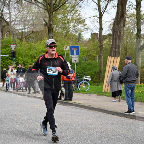 12.04.2026 - 45. Internationalen Wilhelmsburger Insellauf J. Mangold http://msf.ph/oto/9516200 12.04.2026 13:17:42 Ziel 2030, 3199, 3453, 3455, 4194, 5717, 4804, 3604, 2125, 2520, 5204, 3272, 4690, 3252, 4697, 2903, 4104, 5465, 4998, 5332, 5332, 4203, 4202, 5836, 2759, 4487, 2833, 3879, 3879, 3630, 5714, 4213, 2516, 2517, 4031, 3694, 2018 meine-sportfotos.de