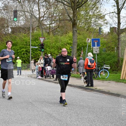 12.04.2026 - 45. Internationalen Wilhelmsburger Insellauf J. Mangold http://msf.ph/oto/9516220 12.04.2026 13:17:49 Ziel 5717, 4804, 3604, 2125, 2520, 5204, 3272, 4690, 3252, 4697, 2903, 4104, 5465, 4998, 5332, 4203, 4202, 5836, 2759, 4487, 2833, 3879, 3630, 5714, 4213, 2516, 2517, 2516, 2517, 4031, 3694, 2018, 2961, 3248, 2570, 2573, 3277 meine-sportfotos.de