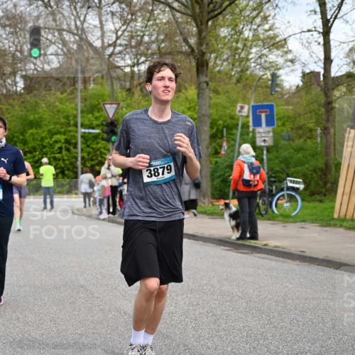 12.04.2026 - 45. Internationalen Wilhelmsburger Insellauf J. Mangold http://msf.ph/oto/9516242 12.04.2026 13:17:51 Ziel 3604, 2125, 2520, 5204, 3272, 4690, 3252, 4697, 2903, 4104, 5465, 4998, 5332, 4203, 4202, 5836, 2759, 4487, 2833, 2833, 3879, 3630, 5714, 4213, 2516, 2517, 4031, 3694, 3694, 2018, 2961, 3248, 2570, 2573, 3277, 3828, 4948, 5488 meine-sportfotos.de