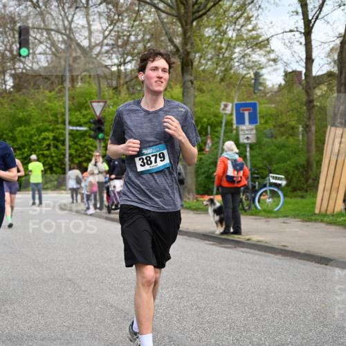 12.04.2026 - 45. Internationalen Wilhelmsburger Insellauf J. Mangold http://msf.ph/oto/9516243 12.04.2026 13:17:51 Ziel 3604, 2125, 2520, 5204, 3272, 4690, 3252, 4697, 2903, 4104, 5465, 4998, 5332, 4203, 4202, 5836, 2759, 4487, 2833, 2833, 3879, 3630, 5714, 4213, 2516, 2517, 4031, 3694, 3694, 2018, 2961, 3248, 2570, 2573, 3277, 3828, 4948, 5488 meine-sportfotos.de
