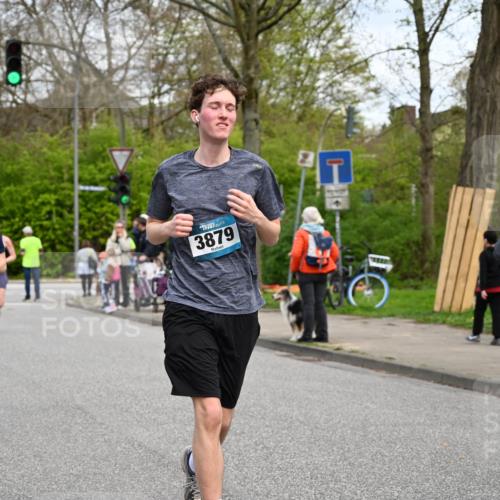 12.04.2026 - 45. Internationalen Wilhelmsburger Insellauf J. Mangold http://msf.ph/oto/9516244 12.04.2026 13:17:51 Ziel 3604, 2125, 2520, 5204, 3272, 4690, 3252, 4697, 2903, 4104, 5465, 4998, 5332, 4203, 4202, 5836, 2759, 4487, 2833, 2833, 3879, 3630, 5714, 4213, 2516, 2517, 4031, 3694, 3694, 2018, 2961, 3248, 2570, 2573, 3277, 3828, 4948, 5488 meine-sportfotos.de