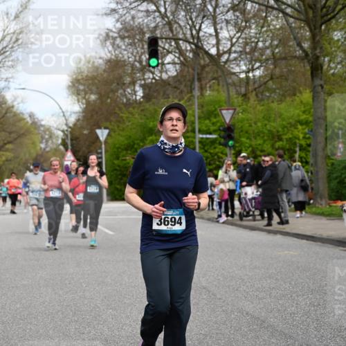12.04.2026 - 45. Internationalen Wilhelmsburger Insellauf J. Mangold http://msf.ph/oto/9516251 12.04.2026 13:17:52 Ziel 2125, 2520, 5204, 3272, 4690, 3252, 4697, 2903, 4104, 5465, 4998, 5332, 4203, 4202, 5836, 2759, 4487, 2833, 3879, 3630, 5714, 4213, 2516, 2517, 4031, 3694, 2018, 2961, 3248, 2570, 2573, 3277, 3828, 4948, 5488 meine-sportfotos.de
