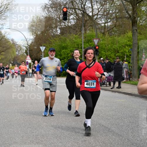 12.04.2026 - 45. Internationalen Wilhelmsburger Insellauf J. Mangold http://msf.ph/oto/9516283 12.04.2026 13:17:57 Ziel 2520, 5204, 3272, 4690, 3252, 4697, 2903, 4104, 5465, 4998, 5332, 4203, 4202, 5836, 2759, 4487, 2833, 3879, 3630, 5714, 4213, 3630, 5714, 4213, 2516, 2517, 4031, 3694, 2018, 2961, 3248, 2570, 2573, 2570, 2573, 3277, 3828, 4948, 5488, 5663, 4727, 5541, 4153, 3528, 3527, 4400, 4403, 4556 meine-sportfotos.de