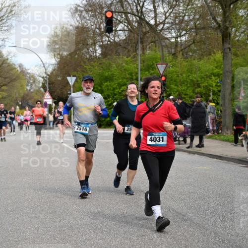 12.04.2026 - 45. Internationalen Wilhelmsburger Insellauf J. Mangold http://msf.ph/oto/9516284 12.04.2026 13:17:57 Ziel 2520, 5204, 3272, 4690, 3252, 4697, 2903, 4104, 5465, 4998, 5332, 4203, 4202, 5836, 2759, 4487, 2833, 3879, 3630, 5714, 4213, 3630, 5714, 4213, 2516, 2517, 4031, 3694, 2018, 2961, 3248, 2570, 2573, 2570, 2573, 3277, 3828, 4948, 5488, 5663, 4727, 5541, 4153, 3528, 3527, 4400, 4403, 4556 meine-sportfotos.de