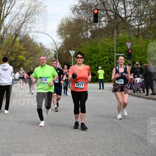 12.04.2026 - 45. Internationalen Wilhelmsburger Insellauf J. Mangold http://msf.ph/oto/9516305 12.04.2026 13:18:03 Ziel 4104, 5465, 4998, 5332, 4203, 4202, 5836, 2759, 4487, 2833, 3879, 3630, 5714, 4213, 2516, 2517, 4031, 3694, 3694, 2018, 2961, 3248, 2570, 2573, 3277, 3828, 4948, 5488, 4948, 5488, 5663, 4727, 5541, 4153, 3528, 3527, 4400, 4403, 4556, 4626, 2019, 3940, 3482 meine-sportfotos.de