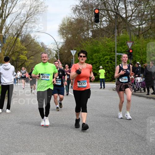 12.04.2026 - 45. Internationalen Wilhelmsburger Insellauf J. Mangold http://msf.ph/oto/9516306 12.04.2026 13:18:03 Ziel 4104, 5465, 4998, 5332, 4203, 4202, 5836, 2759, 4487, 2833, 3879, 3630, 5714, 4213, 2516, 2517, 4031, 3694, 3694, 2018, 2961, 3248, 2570, 2573, 3277, 3828, 4948, 5488, 4948, 5488, 5663, 4727, 5541, 4153, 3528, 3527, 4400, 4403, 4556, 4626, 2019, 3940, 3482 meine-sportfotos.de