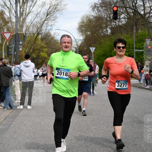 12.04.2026 - 45. Internationalen Wilhelmsburger Insellauf J. Mangold http://msf.ph/oto/9516318 12.04.2026 13:18:04 Ziel 4104, 5465, 4998, 5332, 4203, 4202, 5836, 2759, 4487, 2833, 3879, 3630, 5714, 4213, 2516, 2517, 4031, 3694, 2018, 2961, 3248, 2570, 2573, 3277, 3828, 4948, 5488, 5663, 4727, 5541, 4153, 3528, 3527, 4400, 4403, 4556, 4626, 2019, 3940, 3482 meine-sportfotos.de