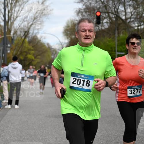 12.04.2026 - 45. Internationalen Wilhelmsburger Insellauf J. Mangold http://msf.ph/oto/9516323 12.04.2026 13:18:05 Ziel 5465, 4998, 5332, 4203, 4202, 5836, 2759, 4487, 2833, 3879, 3630, 5714, 4213, 2516, 2517, 4031, 3694, 2018, 2018, 2961, 3248, 2570, 2573, 3277, 3828, 4948, 5488, 5663, 5663, 4727, 5541, 4153, 3528, 3527, 4400, 4403, 4556, 4626, 2019, 3940, 3482 meine-sportfotos.de